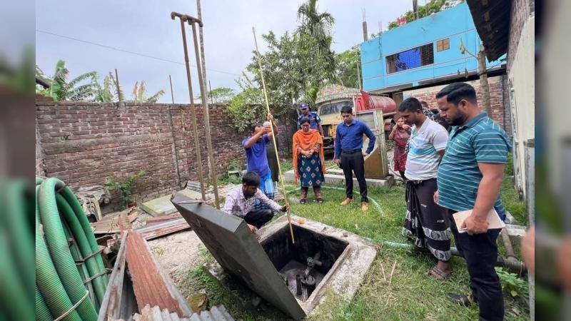 ফুলপুরে পাম্পে তেল নেই, অবৈধভাবে মজুদকৃত জ্বালানি তেল উদ্ধার