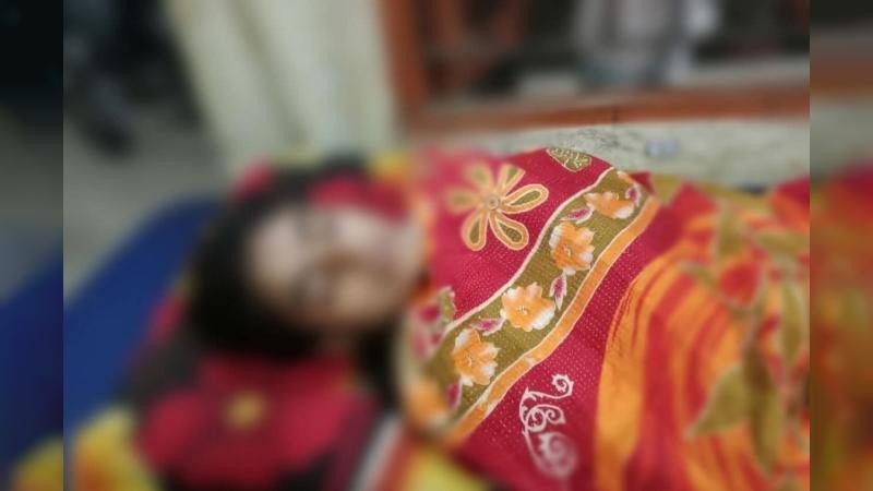 নিখোঁজের ১১ ঘণ্টা পর স্কুল ভবনে হাত-পা বাঁধা অবস্থায় স্কুল ছাত্রী উদ্ধার