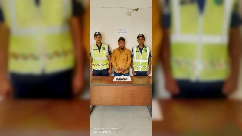 শরীরের ভেতরে ইয়াবা লুকিয়ে পাচারের সময় আটক ১,২০০ পিস ইয়াবাসহ
