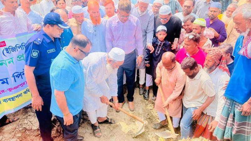 শাখারিয়া খাল পূর্ণ খনন প্রকল্পের উদ্বোধন করেন এমপি সালাম