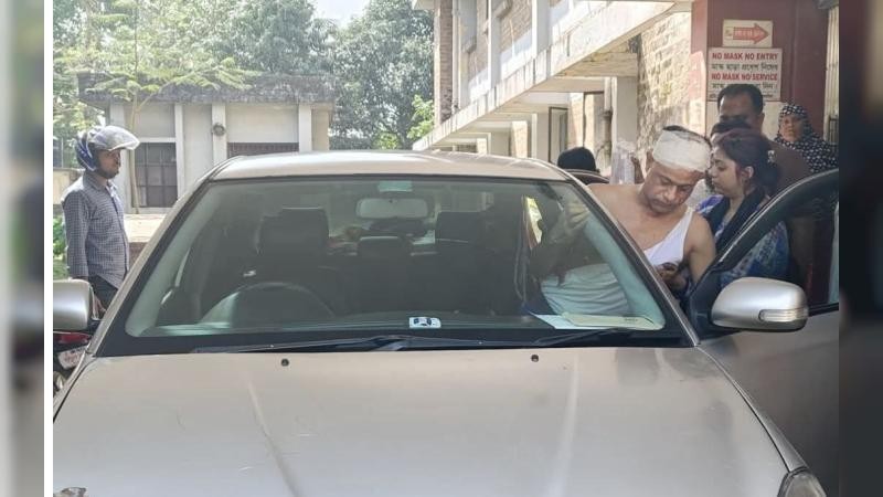 ভালুকায় ঝুট ব্যবসার নিয়ন্ত্রণ নিয়ে বাবা-ছেলের গুলি বিনিময়, আহত ৩