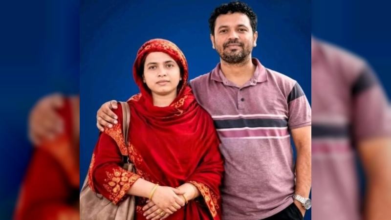 স্ত্রীর জীবন বাঁচাতে নিজের কিডনি দিলেন স্বামী