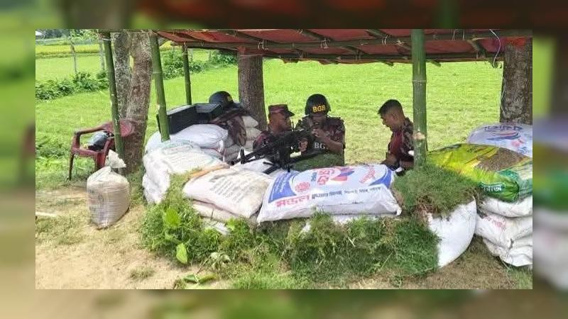 জয়পুরহাট সীমান্তে বিএসএফের সহায়তায় অনুপ্রবেশের দুটি চেষ্টা নস্যাৎ করল বিজিবি, জারি হয়েছে সর্বোচ্চ সতর্কতা