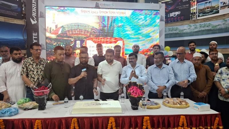 মাল্টিপ্লান সেন্টারে প্রযুক্তিপণ্য কিনলেই লটারিতে কক্সবাজার ভ্রমণের সুযোগ, শুরু হয়েছে বিশেষ অফার