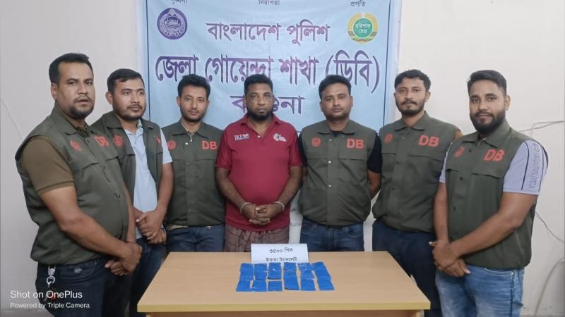 বরগুনায় সাড়ে ৩ হাজার পিস ইয়াবাসহ মাদক কারবারি গ্রেফতার, টেকনাফ থেকে আসত চালান