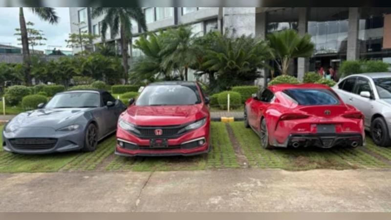 শুল্ক ফাঁকি দিয়ে যন্ত্রাংশ আমদানির পর গাড়ি তৈরির অভিযোগে কক্সবাজারে তিনটি বিলাসবহুল গাড়ি জব্দ