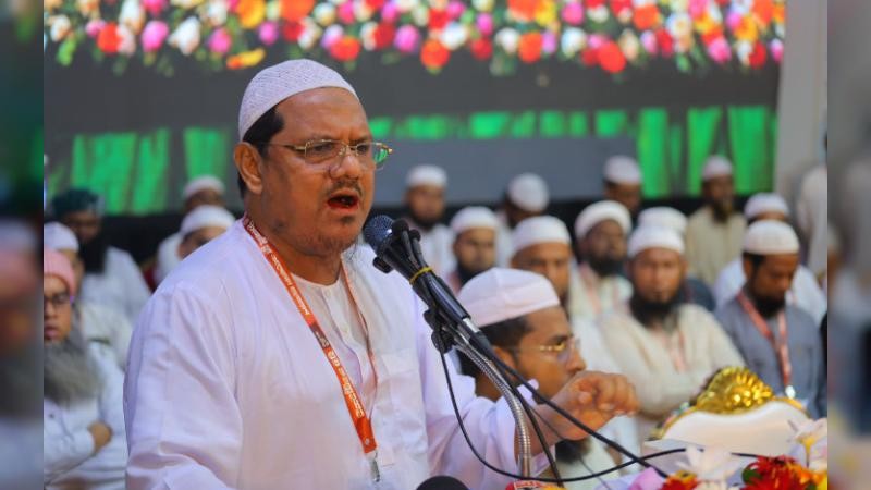 ইসলামী আন্দোলন ধোঁকাবাজি করে না, যুব কনভেনশনে বললেন পীর সাহেব চরমোনাই