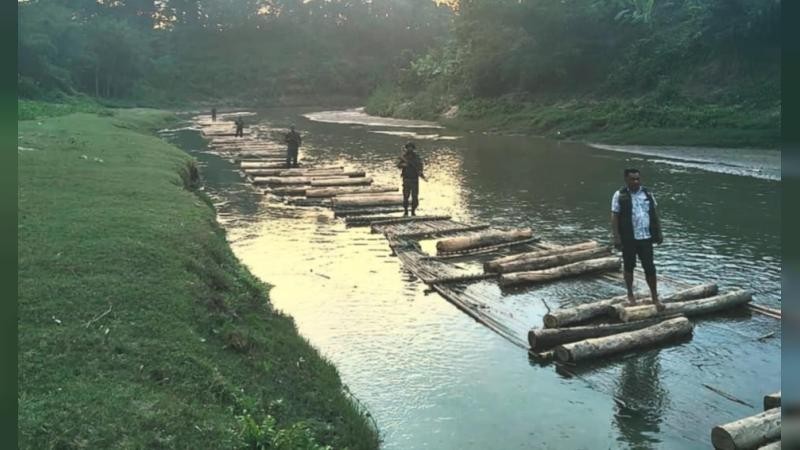 লক্ষ্মীছড়িতে ৩০ লাখ টাকার অবৈধ কাঠ ও বাঁশ জব্দ করেছে সেনাবাহিনী