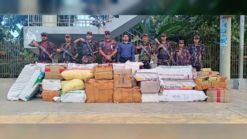 কুমিল্লায় প্রায় ১ কোটি টাকার ভারতীয় বাজি, ফুচকা ও বাসমতি চাল জব্দ
