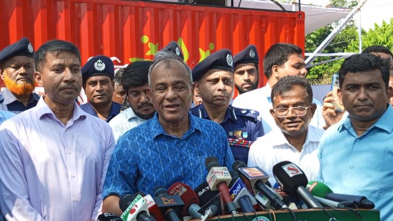 'কৃষিজমি রক্ষায় নতুন কৃষি আইন প্রণয়ন করা হবে'