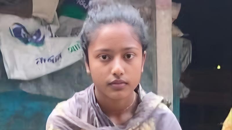 পূজা শেষে বাড়ি ফেরা হলো না মেডিকেল ছাত্রী নন্দিনীর