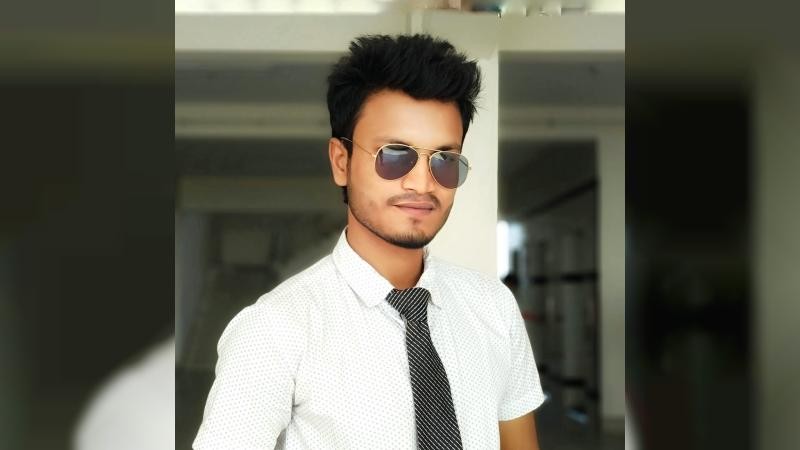 যবিপ্রবিতে গভীর রাতে দুই বহিরাগতকে আটকে রাখার অভিযোগ শিক্ষার্থীর বিরুদ্ধে