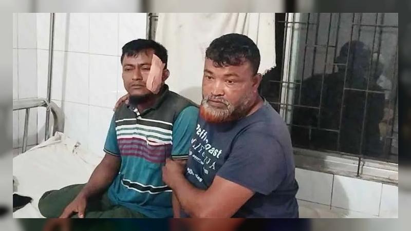 মা ইলিশ রক্ষা অভিযানে জেলেদের হামলা,  আহত ১০ কর্মকর্তা