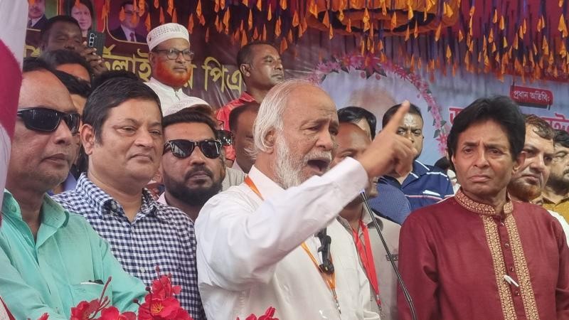 লুটপাট করে সার কারখানা ধ্বংস করে দিয়েছে আ.লীগ সরকার: ড. মঈন