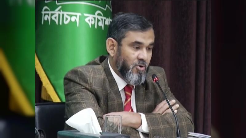 ডিসেম্বরের প্রথমার্ধে নির্বাচনের তফসিল ঘোষণা: ইসি সানাউল্লাহ