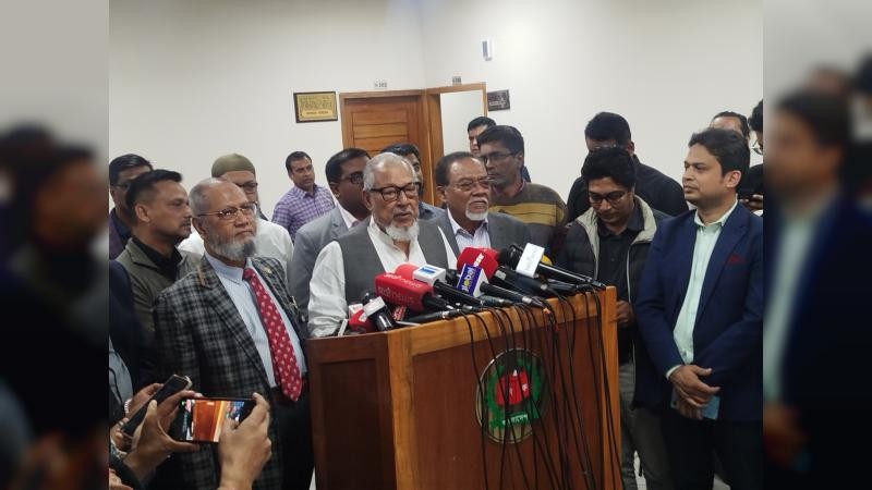 অনিবার্য কারণ ছাড়া নির্বাচন প্রক্রিয়ার বাইরে যেতে চায় না বিএনপি 