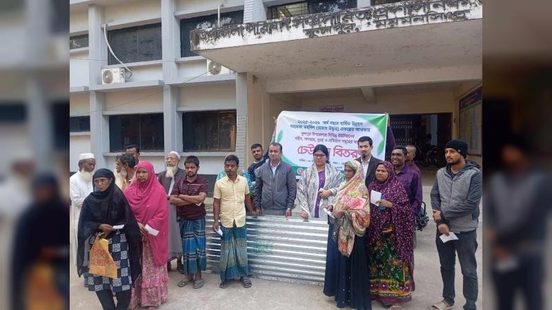 ইউএনওর সহায়তায় পূরণ হচ্ছে অসহায় মানুষের স্বপ্ন