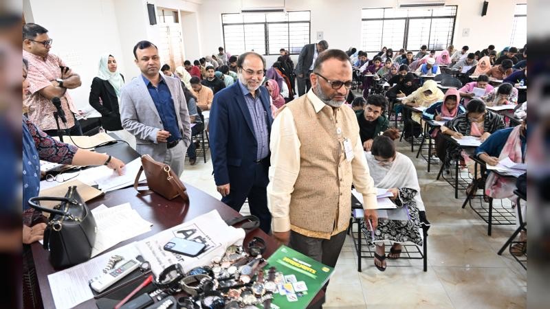 ঢাবি কলা, আইন ও সামাজিক বিজ্ঞান ইউনিটের ভর্তি পরীক্ষা অনুষ্ঠিত