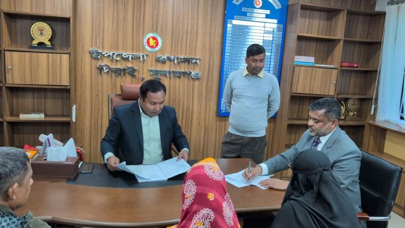 সুনামগঞ্জ ২ আসনে শিশির মনিরের মনোনয়ন ফরম সংগ্রহ