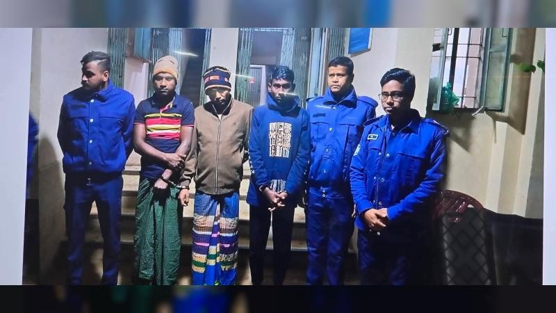 বান্দরবানে ১১ লাখ জাল টাকাসহ ৩ জন আটক