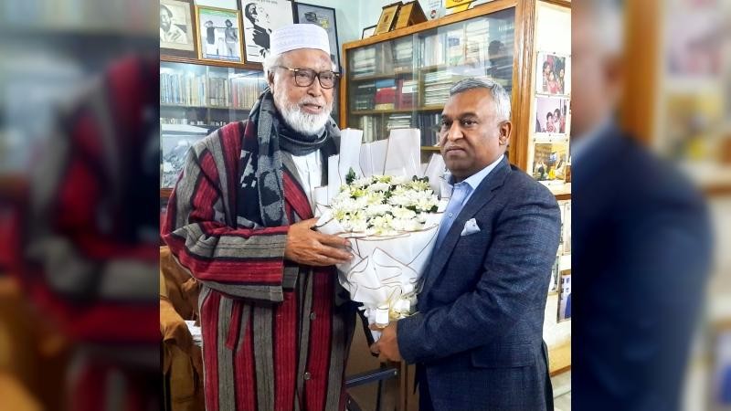 কাদের সিদ্দিকীর সঙ্গে সালাউদ্দিন আলমগীরের সৌজন্য সাক্ষাৎ