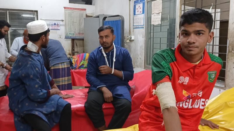 নির্বাচনী প্রচারনার প্রথম দিনে লক্ষ্মীপুরে বিএনপি-জামায়াতের মারামারি, আহত-৪