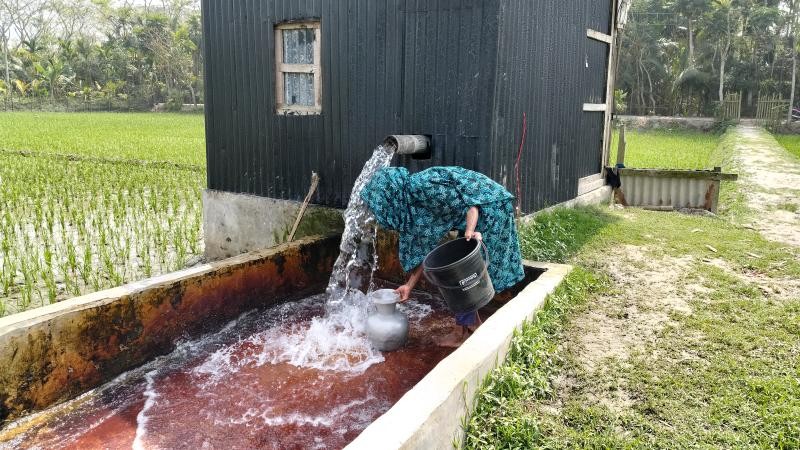 সাবমারসিবল পাম্পে পানির স্তর বিপর্যয়, পাঁচ এলাকায় সুপেয় পানির তীব্র সংকট