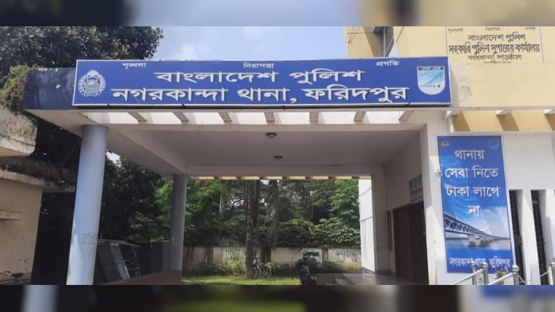 মেহেদীর রং মুছার আগেই নিজেকে শেষ করে দিলেন স্বপ্না