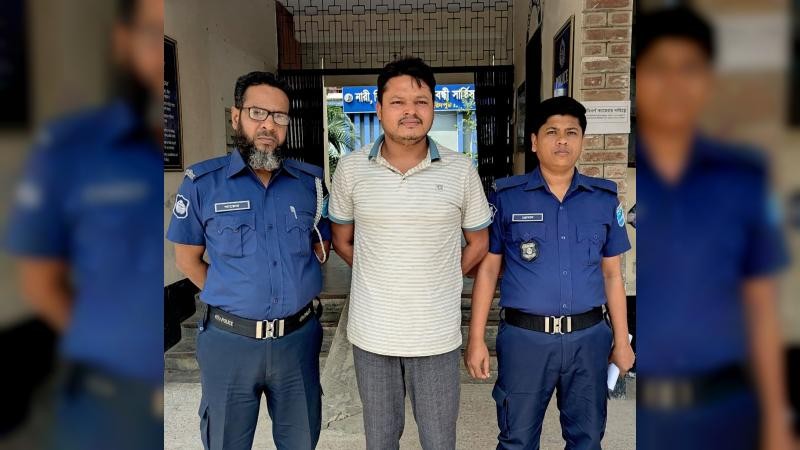 ফরিদপুরে বিস্ফোরক মামলায় সেচ্ছাসেবক লীগ সভাপতি গ্রেপ্তার