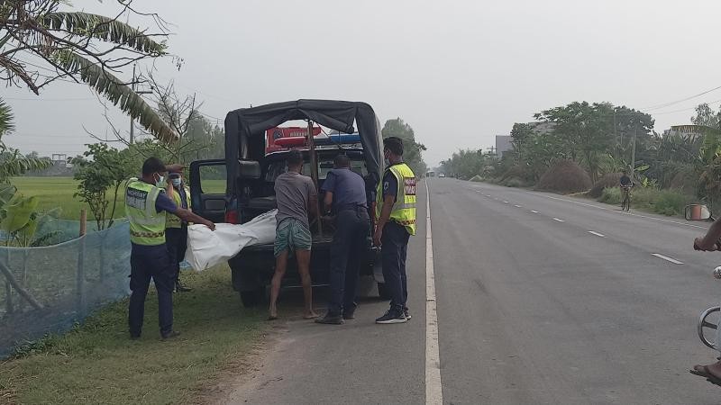 নন্দীগ্রামে এক অজ্ঞাত নারীর মরদেহ উদ্ধার
