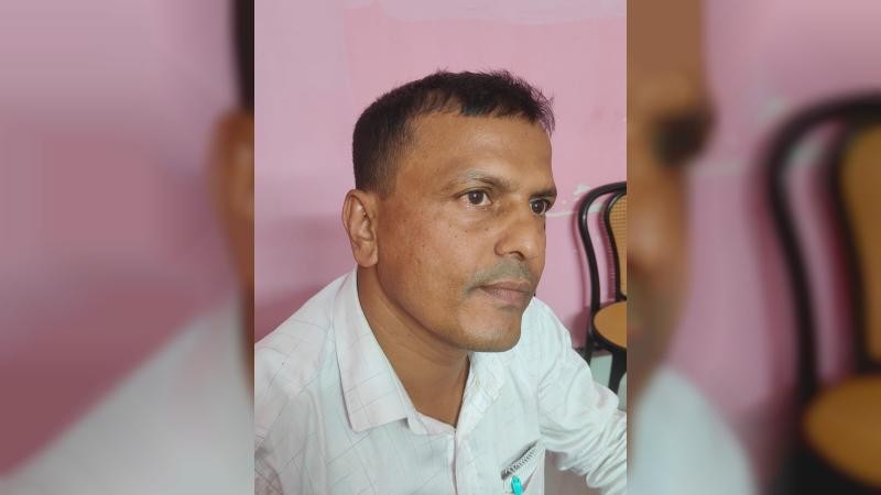 রাজবাড়ীতে গ্রাম আদালত থেকে ডেকে নিয়ে ইউপি চেয়ারম্যানকে লাঞ্ছিত