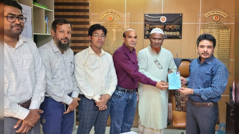 কিশোরগঞ্জে ফুয়েল কার্ড বিতরণ শুরু, কার্ড ছাড়া মিলবে না জ্বালানি তেল