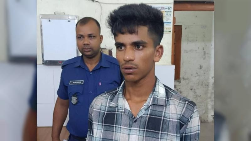 তালায় সাইকেল চোরকে আটক করে পুলিশে দিল গ্রামবাসী