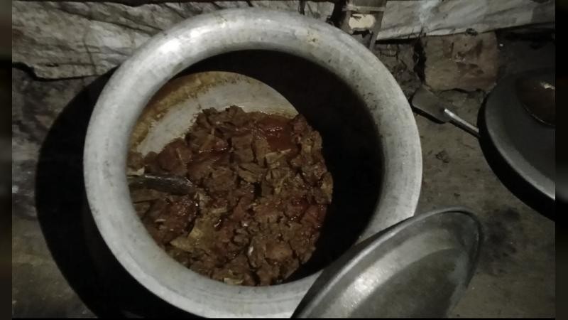 শ্যামনগরে মৎস্য প্রকল্প থেকে রান্না করা হরিণের মাংস উদ্ধার