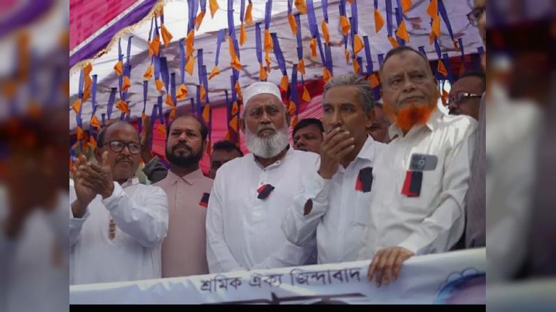 গোপালপুরে বর্ণাঢ্য কর্মসূচির মধ্য দিয়ে আন্তর্জাতিক শ্রমিক দিবস উদযাপন