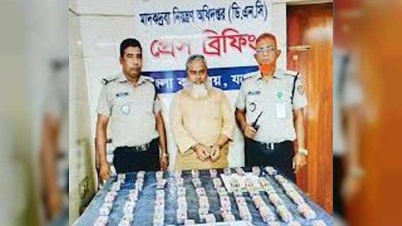 যশোরে ৬২০০ পিস ট্যাপেন্টাডল ট্যাবলেটসহ আটক ১