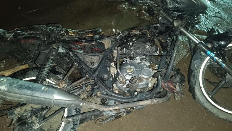 কিশোরগঞ্জে মুরাদ পেট্রোল পাম্পে মোটরসাইকেলে আগুন