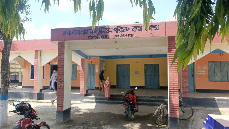 পঞ্চগড়ে ইউপি চেয়ারম্যান-ইউএনও দ্বন্দ্বে চার মাস ধরে স্থবির শালবাহান ইউনিয়ন পরিষদ