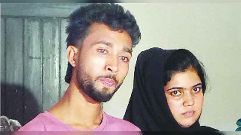 বরিশালে হানিট্র্যাপের মাধ্যমে প্রতারণার অভিযোগ, কথিত স্বামী-স্ত্রী আটক