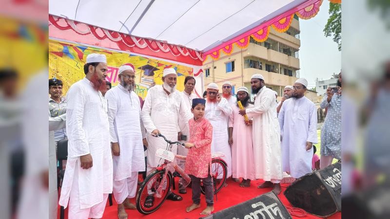 নূরানী শিক্ষক ফাউন্ডেশনের উদ্যোগে নূরানী স্কলারশিপ ২০২৫ এর পুরস্কার বিতরণ
