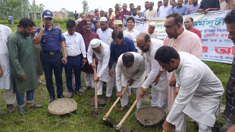 ঝুকিয়া খাল পুনঃখনন কর্মসুচির উদ্বোধন করেন এমপি আনোয়ারুল