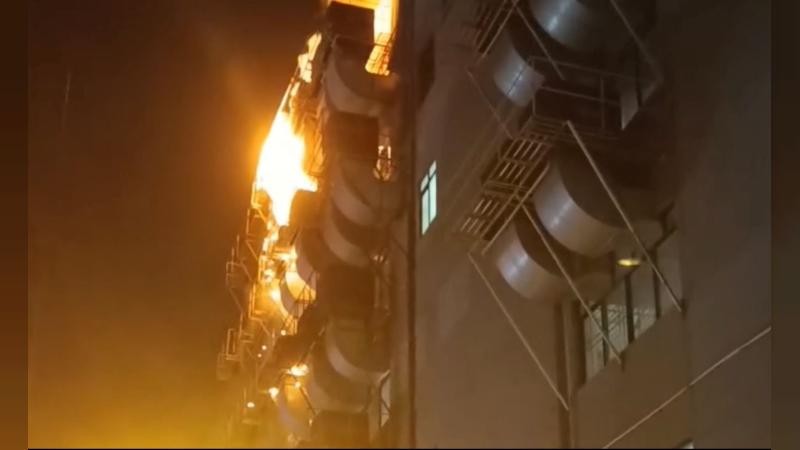 ভালুকায় পোশাক কারখানায় অগ্নিকাণ্ড