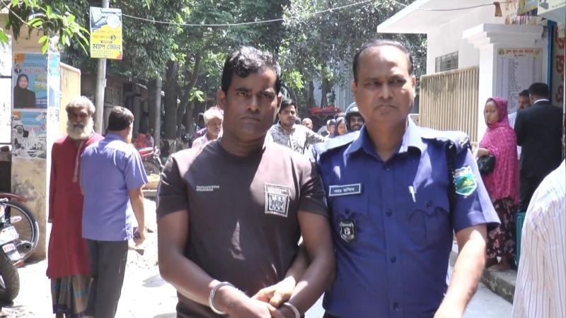সিরাজগঞ্জে নিজ শিশু মেয়েকে ধর্ষণ চেষ্টার দায়ে বাবার ১০ বছরের কারাদণ্ড  