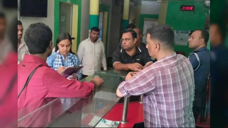 গৌরীপুরে ২ ডায়াগনস্টিক সেন্টার সিলগালা, ১টিতে জরিমানা 