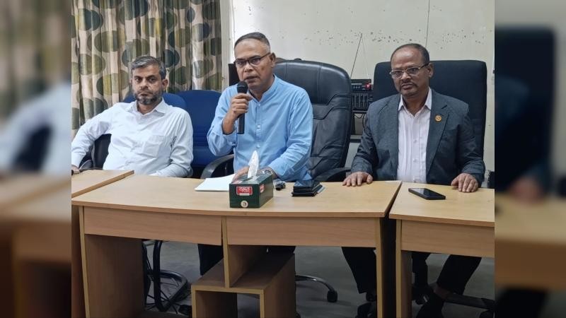 ৩৩ শিক্ষার্থীর বিষয়ে শিক্ষকদের মতোই সিদ্ধান্ত নেওয়া হতে পারে: ইবি উপাচার্য 
