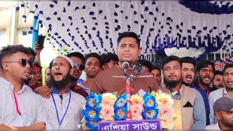 সরকারের প্রতি মানুষের আস্থা তলানিতে ঠেকছে: হাসনাত আব্দুল্লাহ