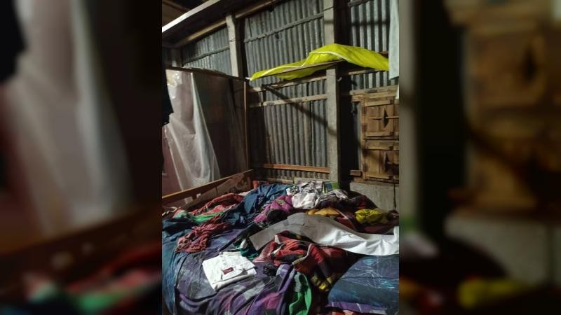 পাংশায় গভীর রাতে পিস্তল ঠেকিয়ে দুর্ধর্ষ ডাকাতি: ৮ লক্ষাধিক টাকার মালামাল লুট