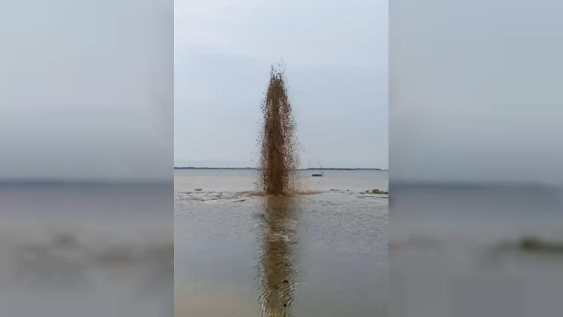 সুনামগঞ্জে দ্বিতীয়বার ডুবন্ত টিউবওয়েল থেকে কাদাপানি মিশ্রিত গ্যাস উদগীরণ
