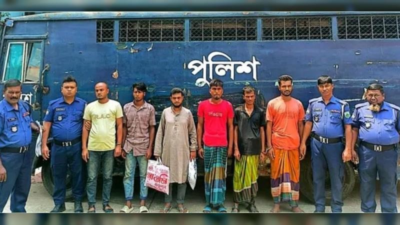 নন্দীগ্রামে ৪ মাদক ব্যবসায়ীসহ গ্রেপ্তার ৬