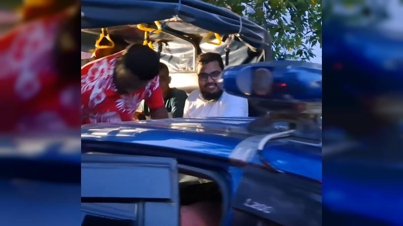 ঝিনাইদহে সংবাদ সম্মেলন থেকে এনসিপি নেতা তারেক রেজা গ্রেপ্তার
